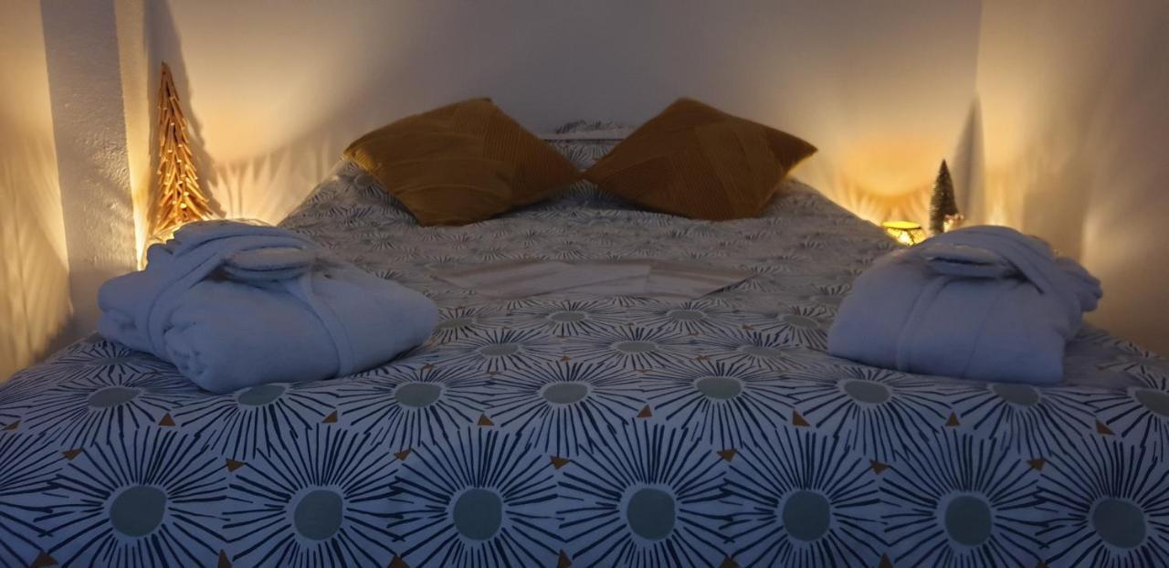Bed and Breakfast La Tour Noble Saint-Saturnin  Esterno foto