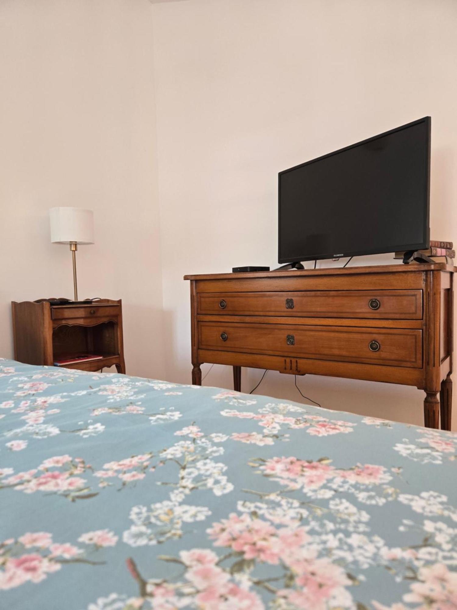 Bed and Breakfast La Tour Noble Saint-Saturnin  Esterno foto